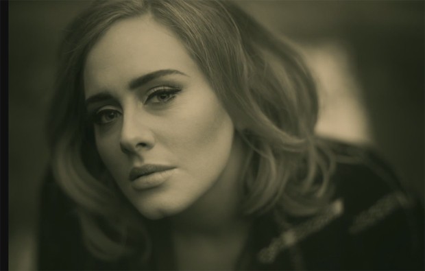 Adele supera trailer de Star Wars no YouTube.
