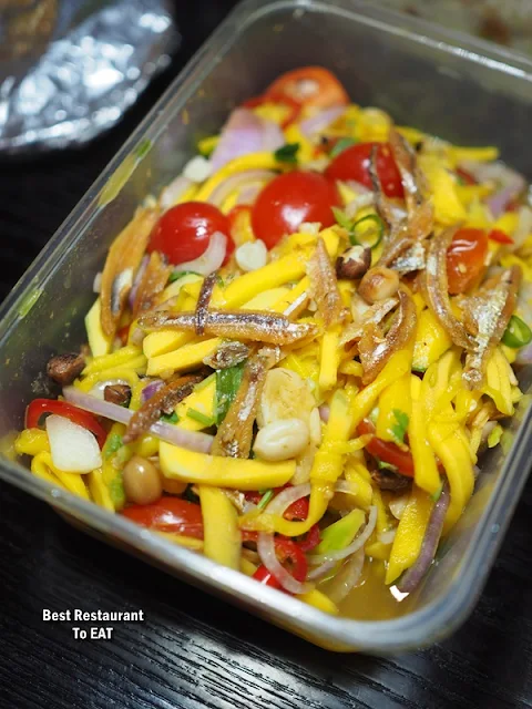 FEDERAL HOTEL KONTIKI SELERA KAMPUNG Set 8 Menu - Kerabu Mangga Muda