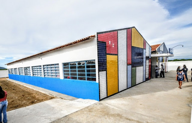 João Azevêdo entrega escola na Zona Rural de Patos e ressalta compromisso com a educação