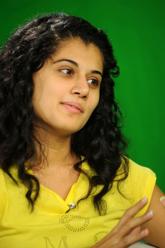 Actress Taapsee Stills Gallery glamour images