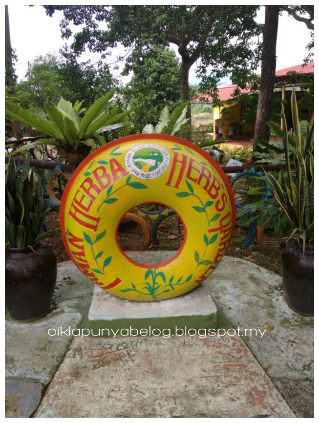 Taman Buaya dan Reakresi, Melaka : Tempat beriadah terbaik untuk seisi keluarga. Sambil beriadah, sambil tengok buaya!