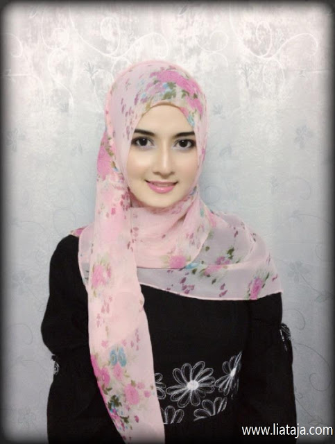 pojok Gambar Wanita Muslimah Berhijab Cantik Pojok 41