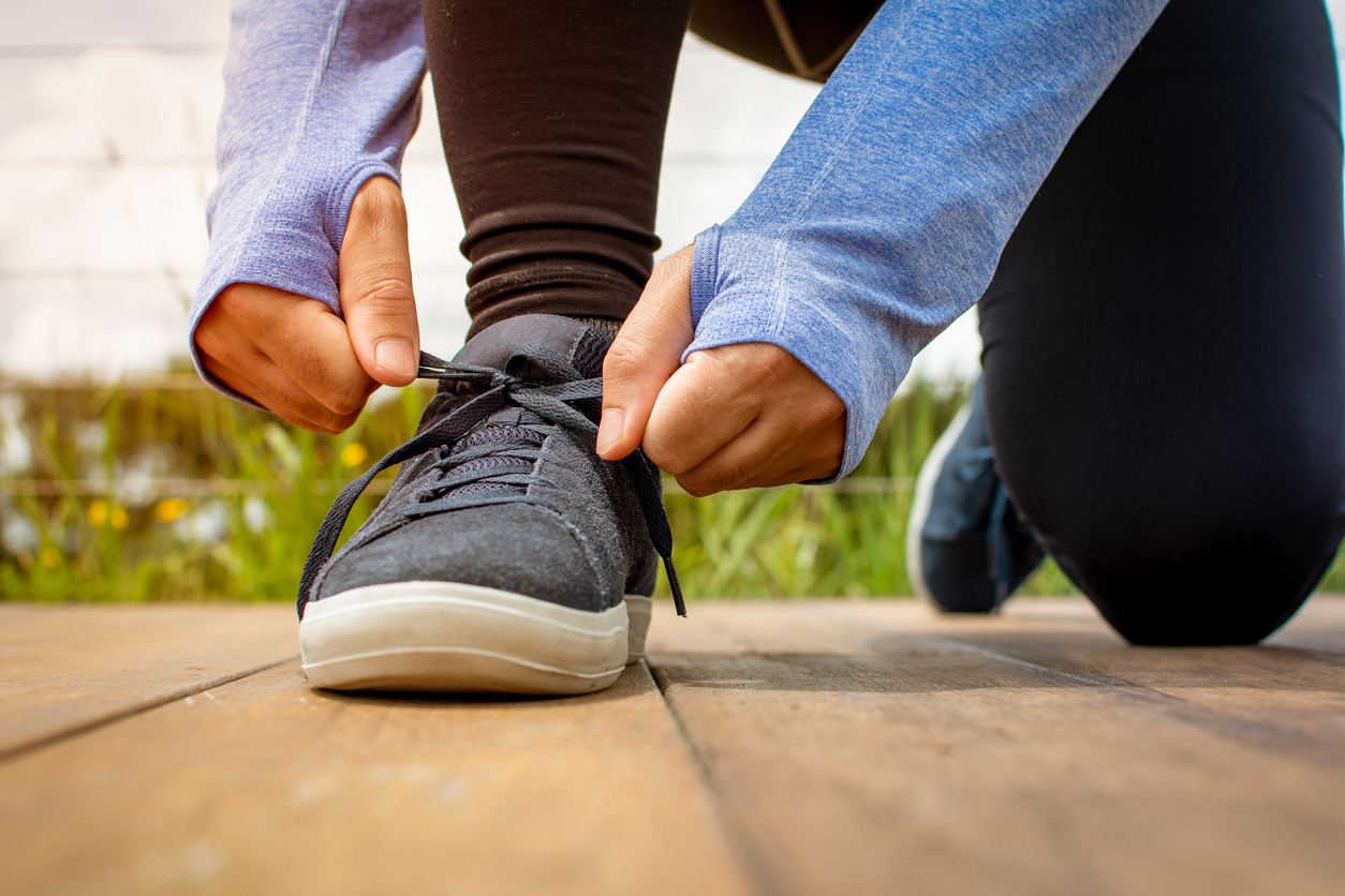 Keeping Your Feet Healthy: Why Choose Diabetic Shoes For Women Over ...