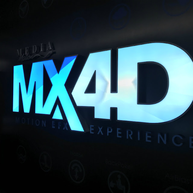 4D映画「MX4D」マークの写真です。