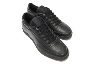 Reebok Sandro Club C black laces