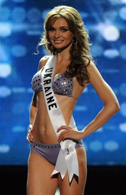 Mexican Ximena Navarrete received the title of Miss Universe 2010  Seen On www.coolpicturegallery.net