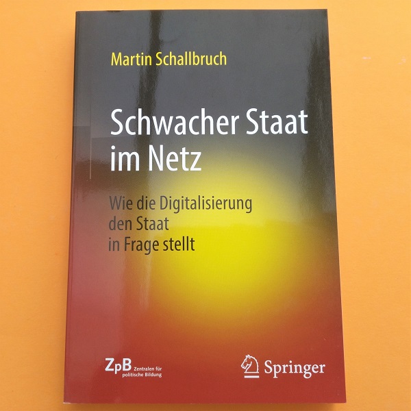 Buch von der sächsischen Landeszentrale für poltische Bildung