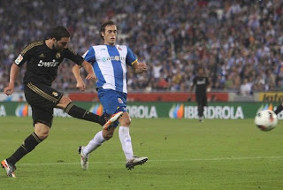 Real Madrid defeated Espanyol with three goals of Higuain