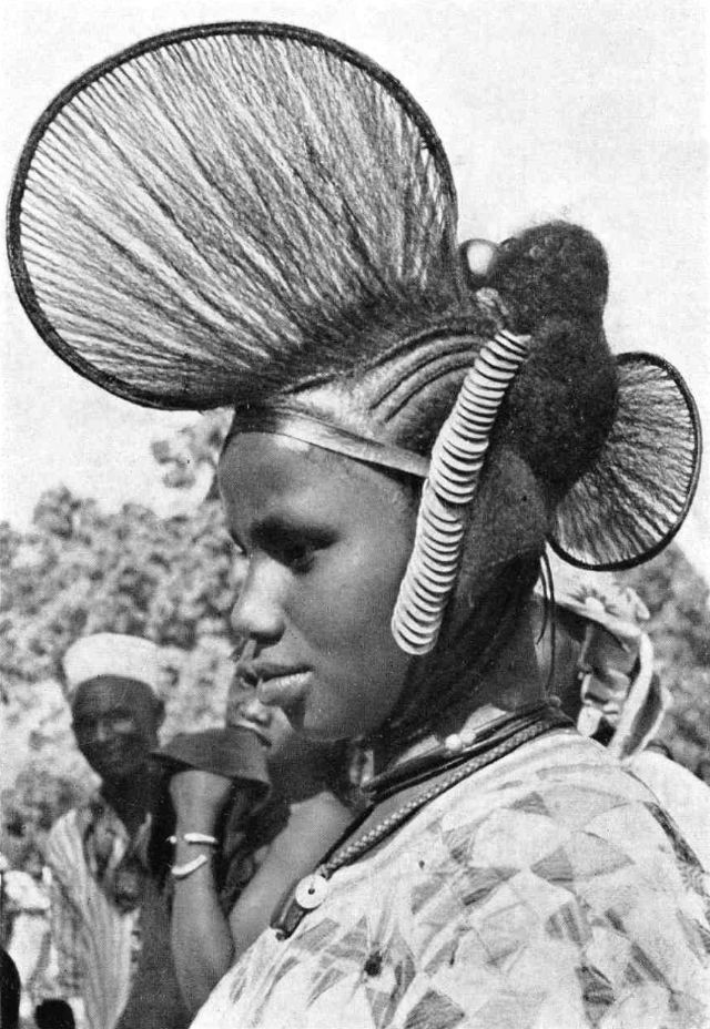 25 Vintage Portraits Of African Women With Their Amazing Traditional Hairstyles Vintage Everyday