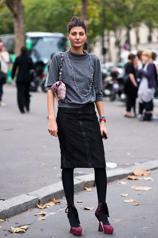 Running With The Fash Pack... Paris Fashion Week SS 2010