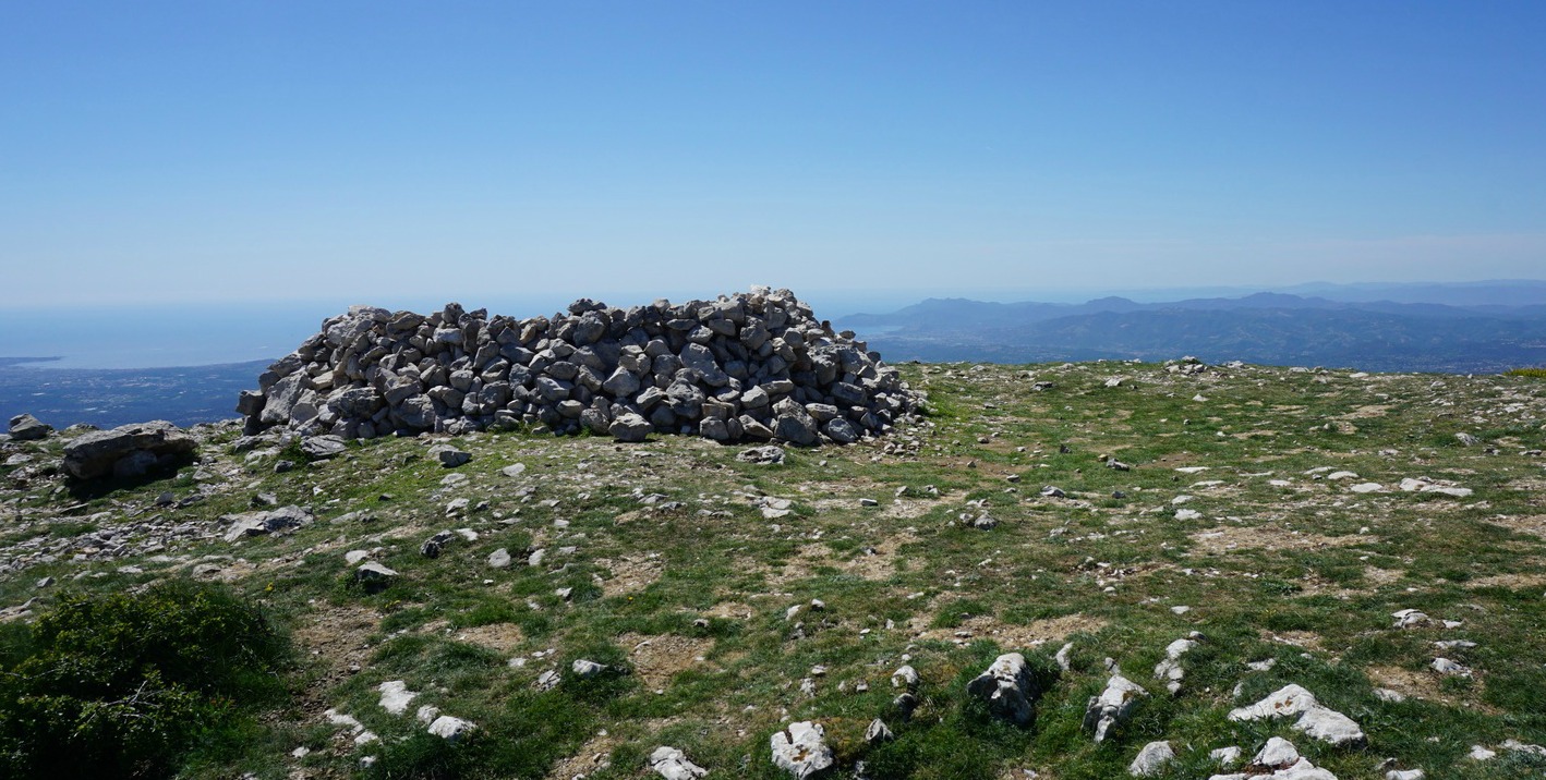 The summit of Pic de Courmettes