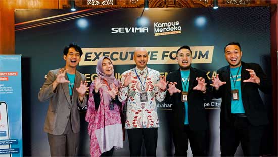 Kampus Menyesuaikan Kebutuhan Gen Z di Executive Forum SEVIMA