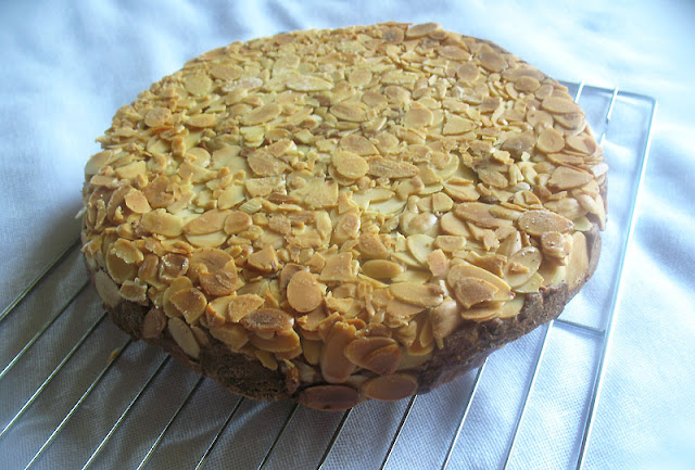 Almond Olive Oil Cake