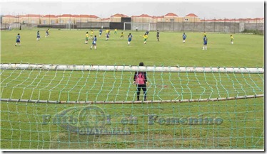 el balon en movimiento unifut-guastatoya