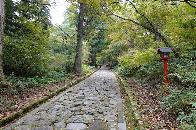 鳥取県西伯郡大山町大山　大神山神社奥宮参道の石畳