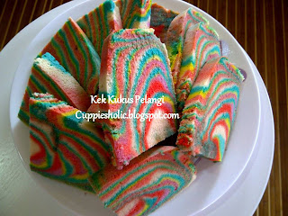 Cuppiesholic: Kek Kukus Pelangi