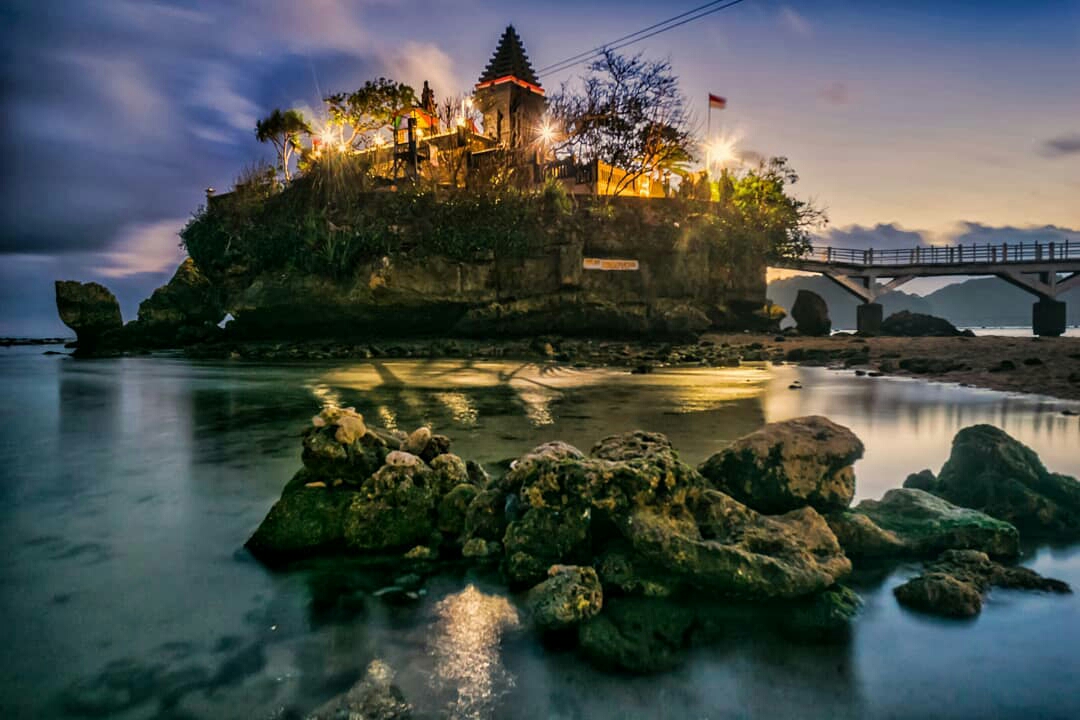  Pantai  Balekambang disebut juga Tanah lot nya Malang  Jawa 