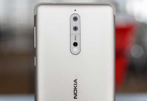 Nokia 8 Dalam Gengaman