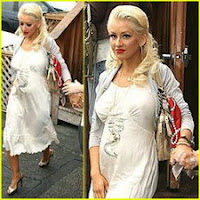 Christina Aguilera Pregnant Leaked Photos