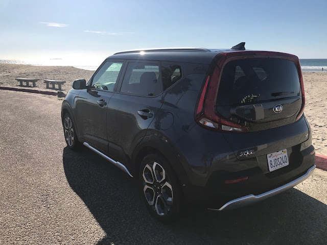 Rear 3/4 view of 2020 Kia Soul X-Line