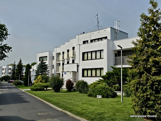 Warszawa Warsaw Mokotów lata 90. osiedle rządowe architektura bloki