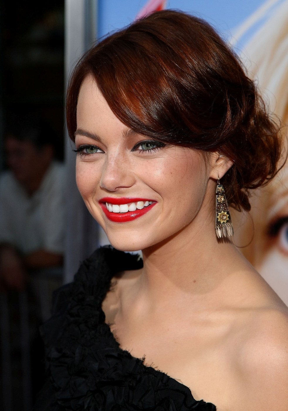 emma stone long hairstyle