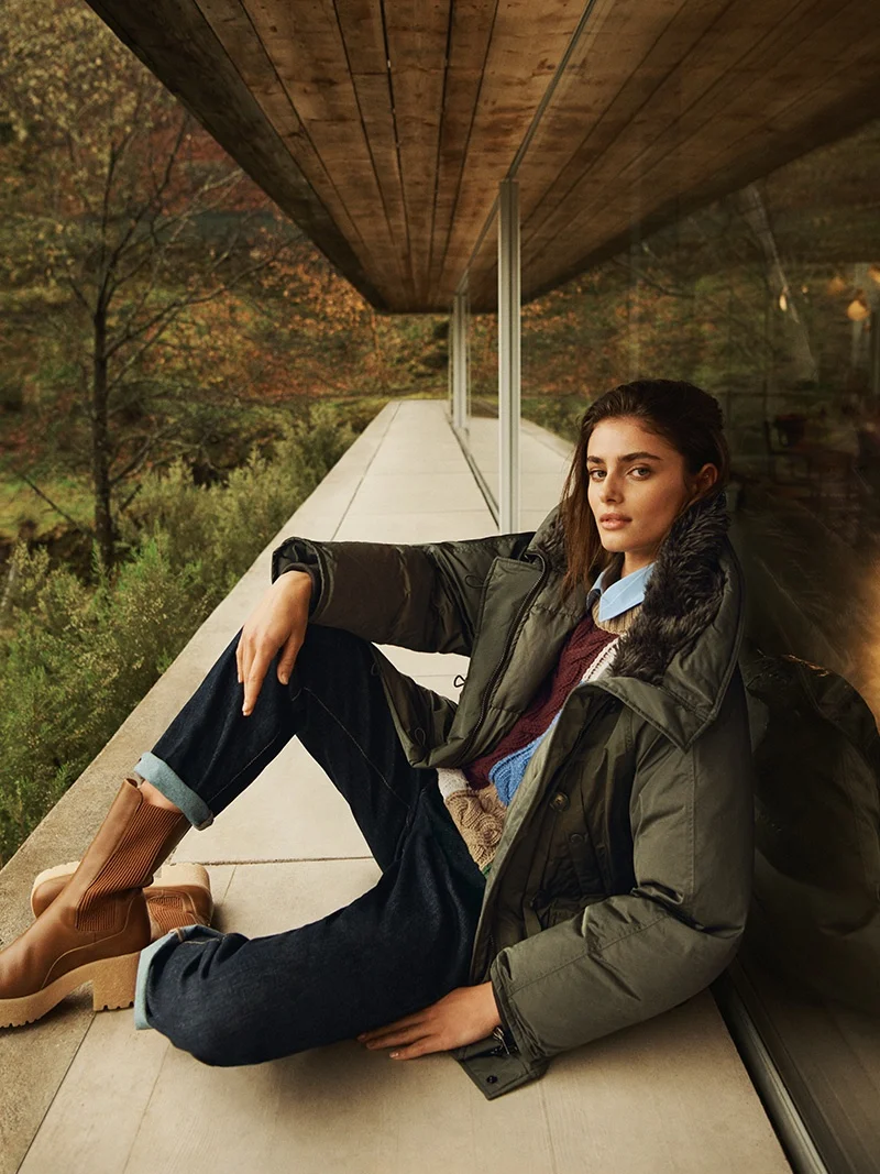 Weekend Max Mara Fall/Winter 2022 Campaign featuring Taylor Hill