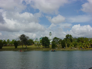 Foto 8: Tasik dan Masjid Jamek Pasir Gudang (dahulu)