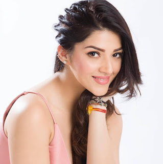 Mehreen Pirzada in Rose Color Dress with Cute and Awesome Smile 1