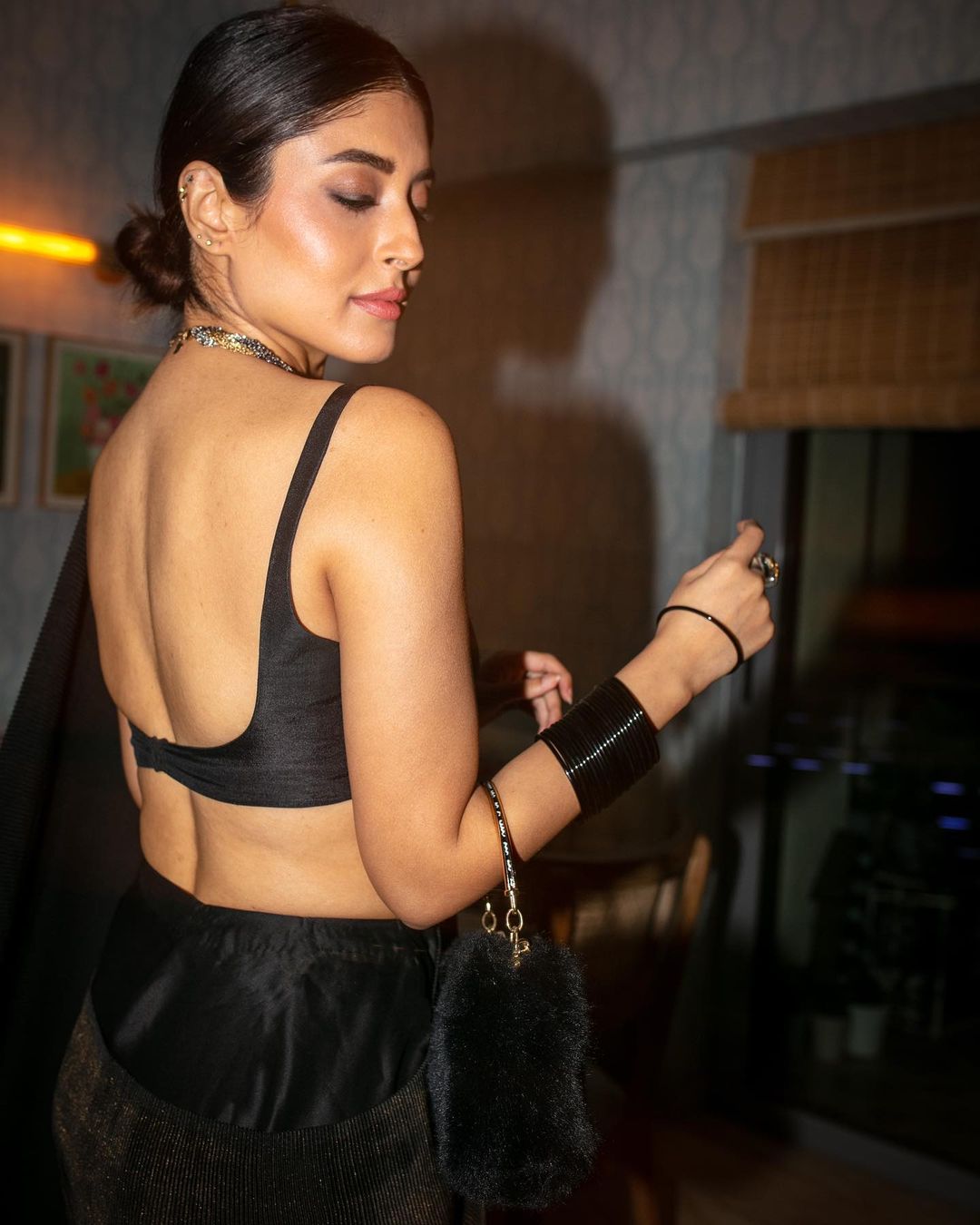 Kritika Kamra backless black saree hot actress