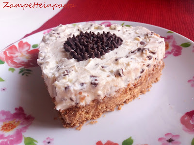 Cheesecake con ricotta e gocce di cioccolato