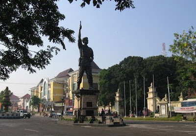 bundaran gladak kraton surakarta