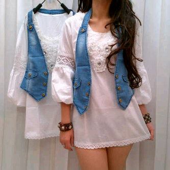  Baju blouse putih  with vest 2 Cafe Bajoo