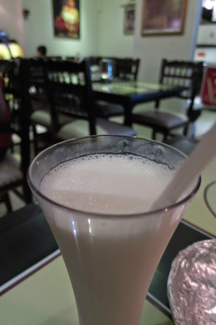 Swaadhisht, lassi