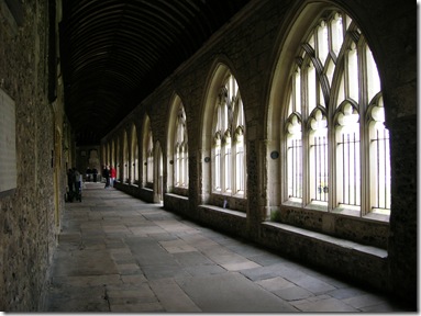 walk round chichester cathedral 014