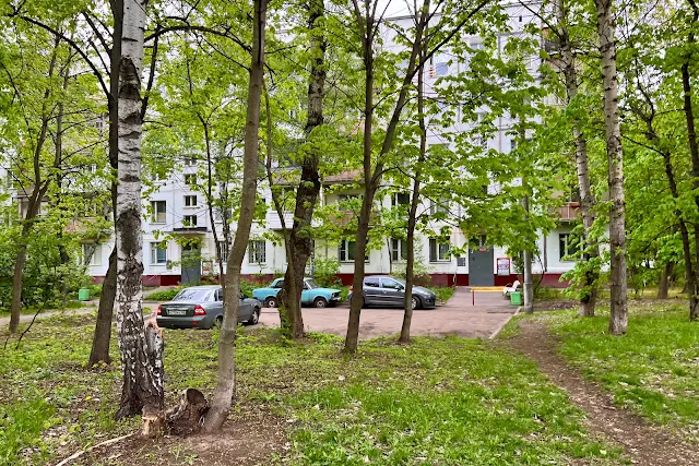 Самаркандский бульвар, дворы