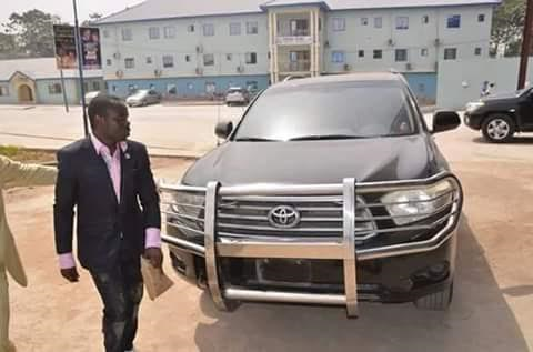 Apostle Johnson Suleman blesses one of his member with multimillion SUVs, N2m 