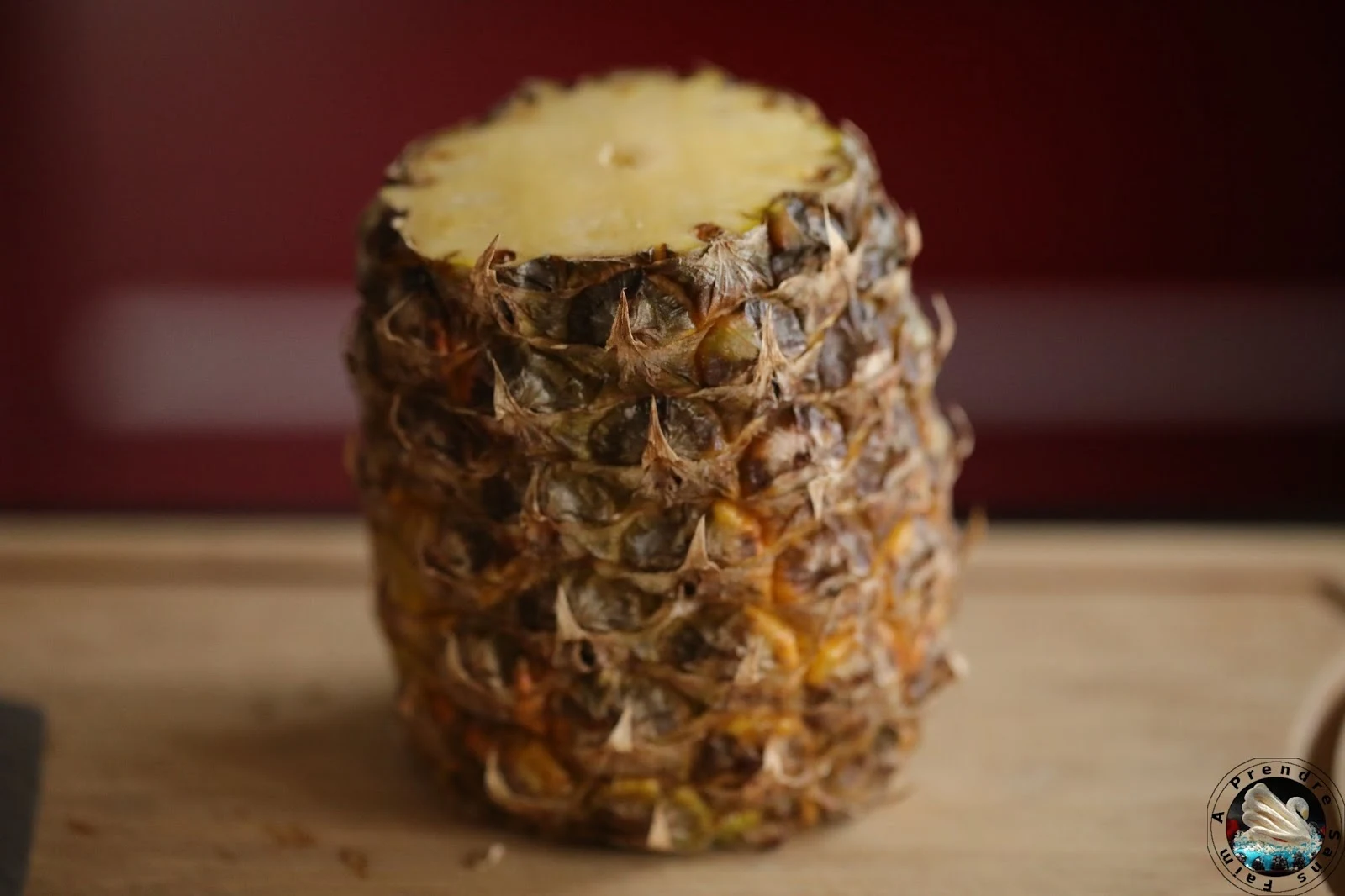 Couper un ananas frais (pas à pas en photos)