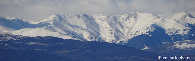 Recorrent territori de volcans III