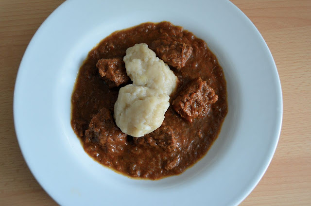 BEEF AND ONION GOULASH