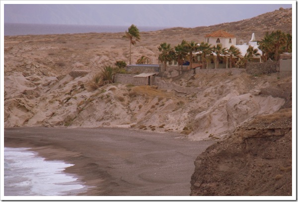 casas a la orilla de la playa