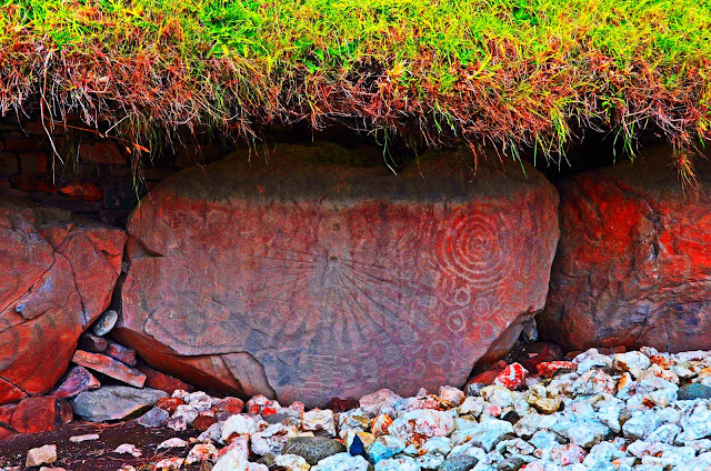  Newgrange, Ireland