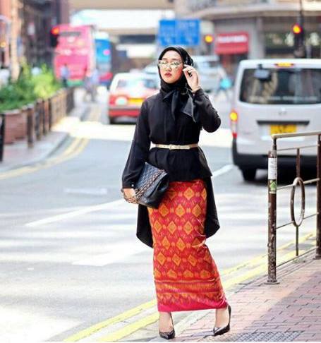 9 Gaya Busana Muslim  Trendy Keren  yang  Bisa Kamu Jadikan 