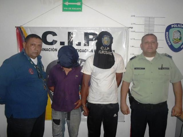 vecinos-en-la-villa-capturaron-ygolpearon-a-dos-ladrones