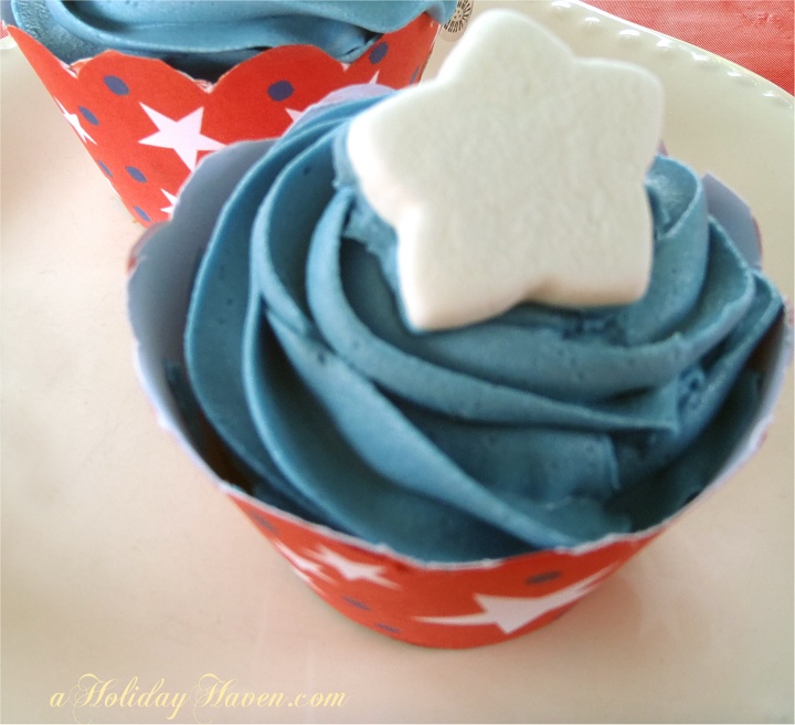 fourth of july cupcakes. 4th of July cupcake w/ free