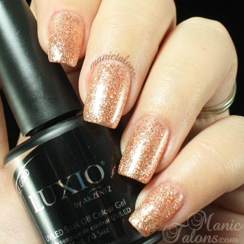 Akzentz Luxio Rose-Gold Swatch