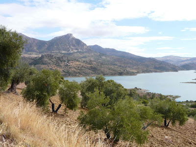 Slow travel in Andalucia Embalse Zahara de la Sierra