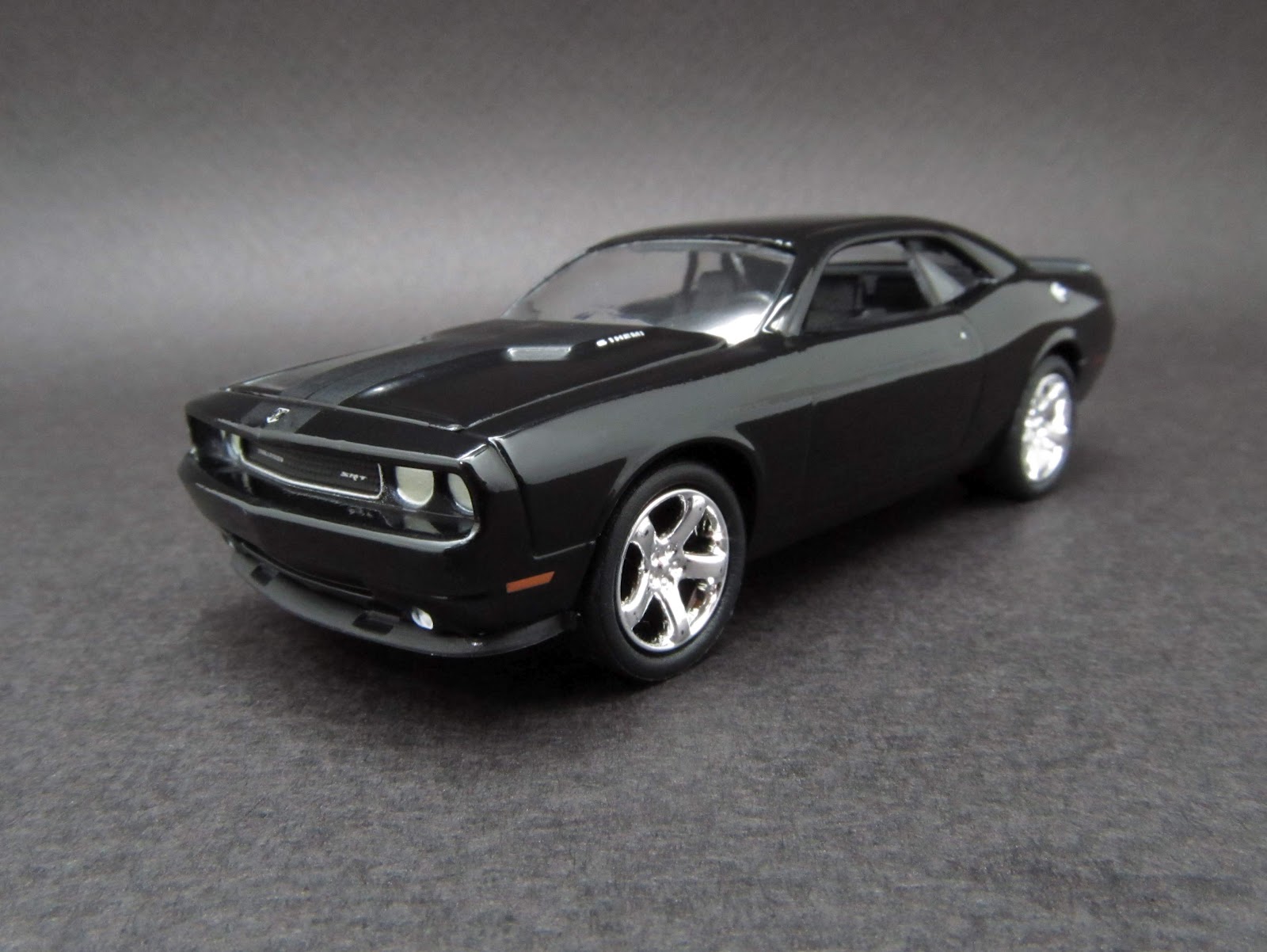 ... Diecast from Greenlight MCG Street & Strip Series 9 _ Challenger 4