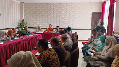 Sekretaris Daerah Padang Pariaman Rudy Repenaldi Rilis Pimpin Rapat Sosialisasi Pelaksanaan Safari Ramadhan Tahun 1445 H.