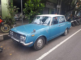 Corona Deluxe 1968 a.k.a Toyopet,  Full Paper 